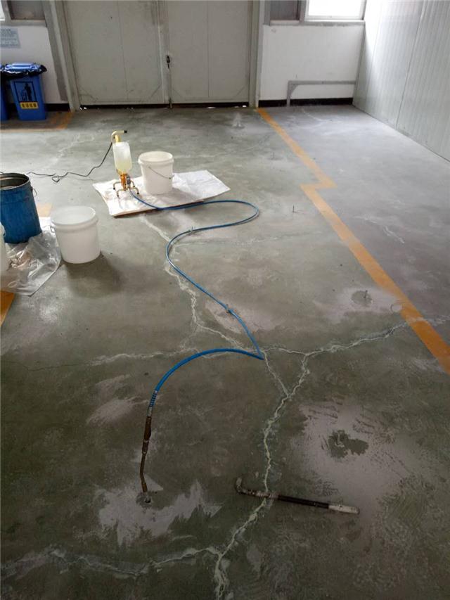 地面空鼓注浆修补方案(地板砖空鼓最简单的修补方法)