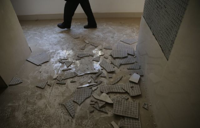 地面瓷砖空鼓的原因及措施视频(地面瓷砖空鼓的原因及措施视频讲解) 地面瓷砖空鼓的原因及措施视频(地面瓷砖空鼓的原因及措施视频讲解)