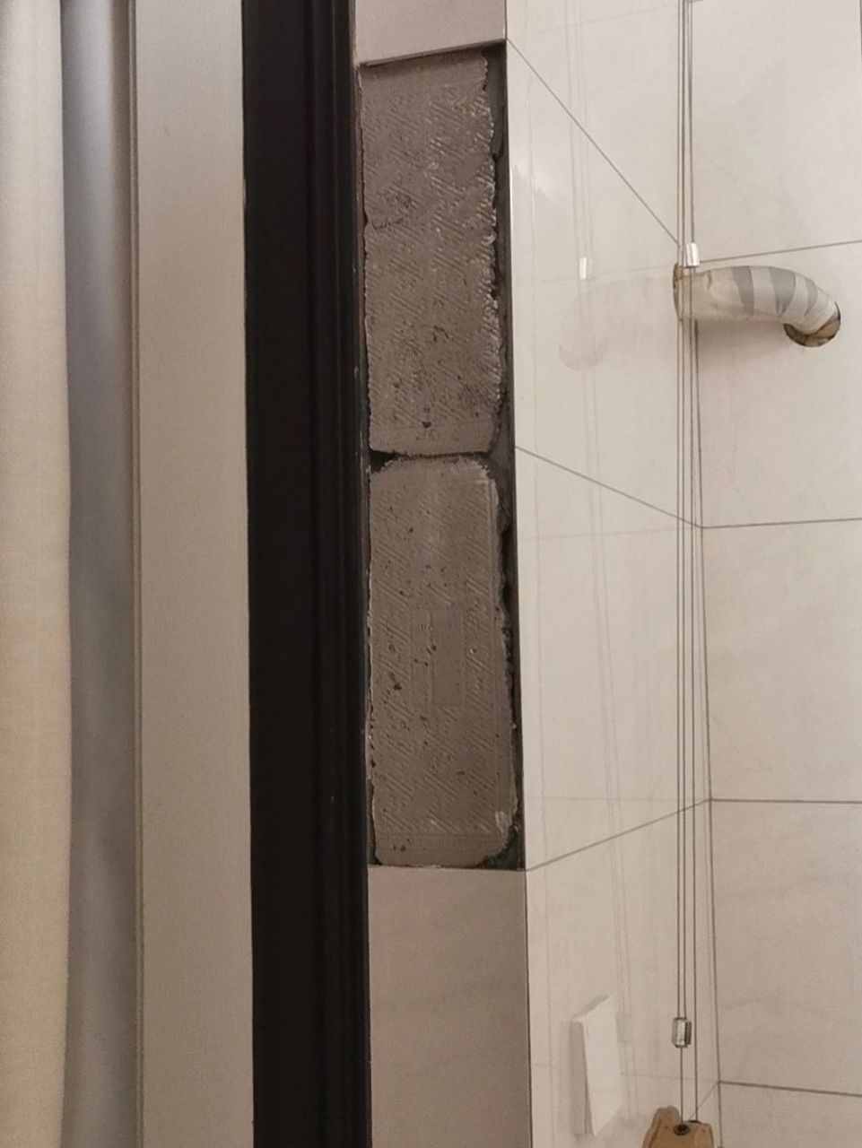 墙砖脱落有什么补救方法视频(墙砖脱落有什么补救方法视频教程)