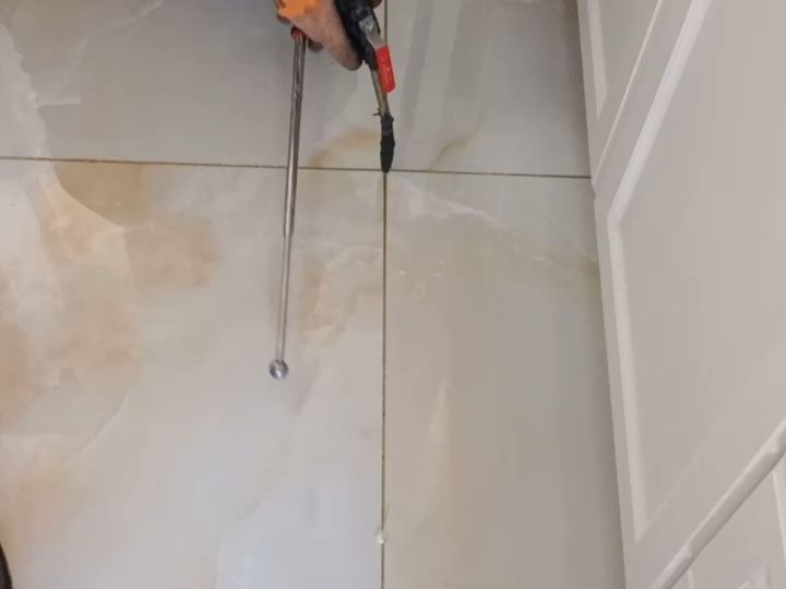 瓷砖空鼓打胶修复后可使用多久呢图片(瓷砖空鼓打胶修复后可使用多久呢图片大全)